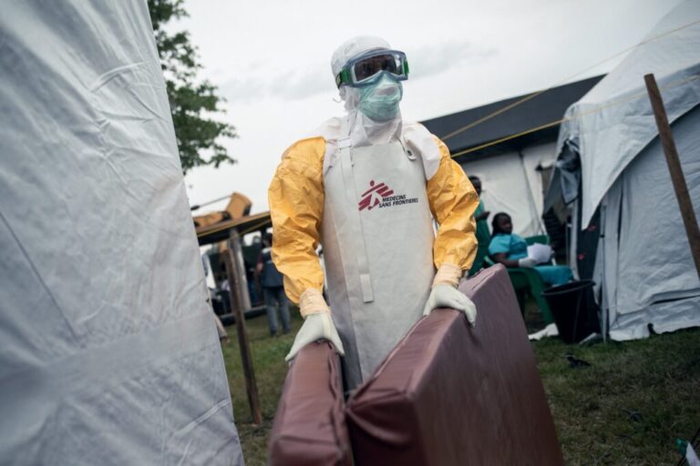 Bunia : MSF adapte sa réponse à Ebola et prévoit la fermeture du CTE d’Elikiya