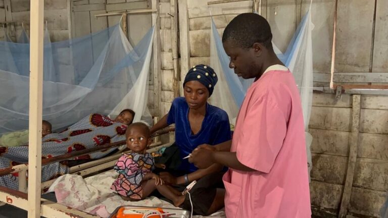Nord-Kivu : MSF poursuit sa réponse face à la malnutrition alors que le conflit et les réductions des financements aggravent la crise humanitaire